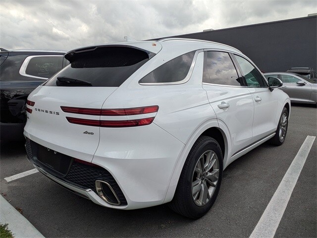 2022 Genesis GV70 2.5T photo 2