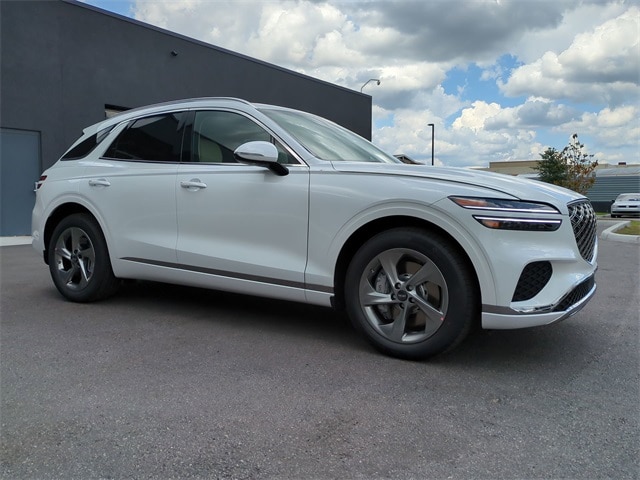 2026 GENESIS GV70 Select's photo