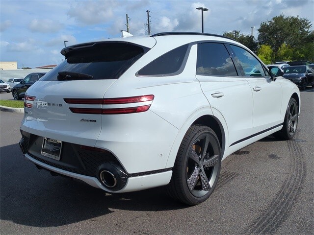 2025 Genesis GV70 3.5T Sport photo 3