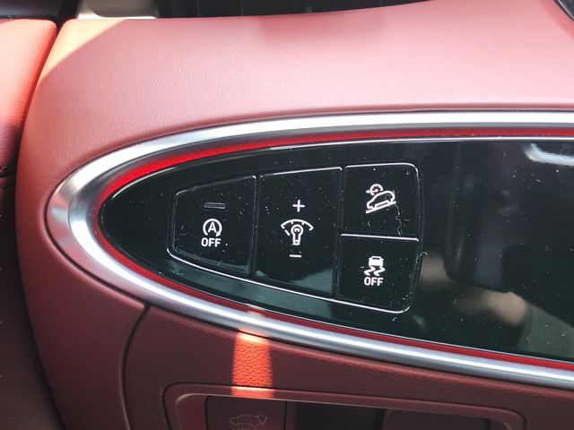 2023 GENESIS GV70 Standard - Photo 31