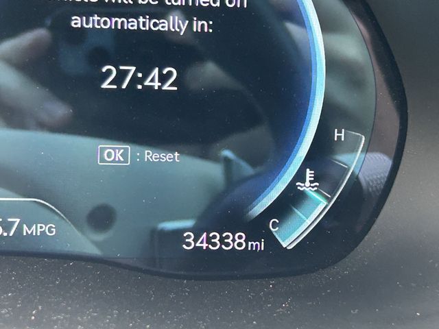 2024 GENESIS GV80 Standard - Photo 37