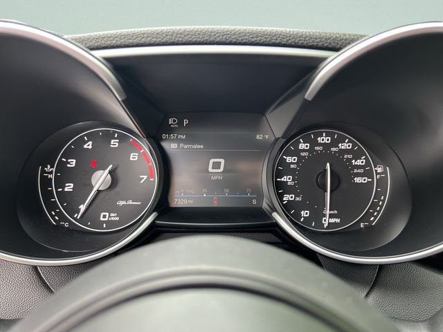 2023 Alfa Romeo Giulia Veloce - Photo 35