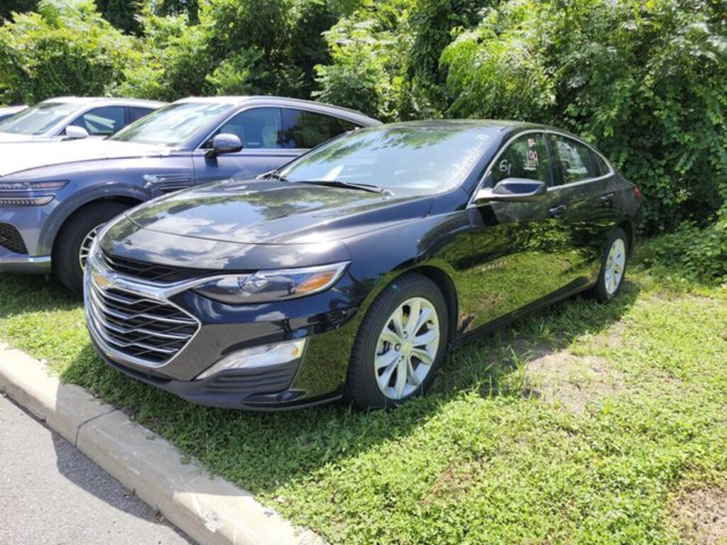 Used 2025 Chevrolet Malibu LT Sedan