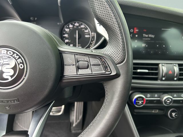 2023 Alfa Romeo Giulia Veloce - Photo 32
