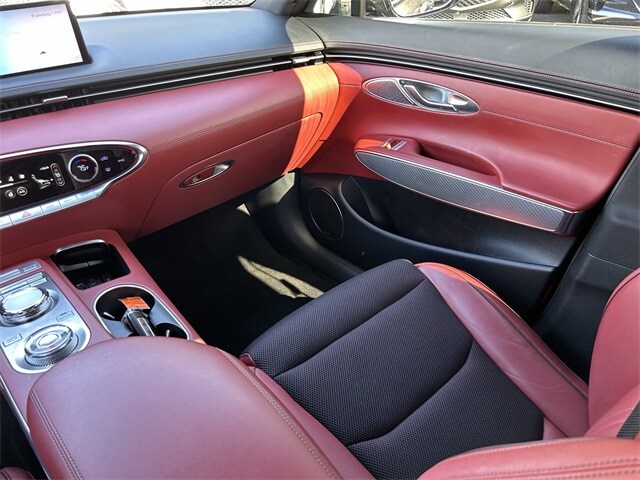 2023 Genesis GV70 2.5T photo 4