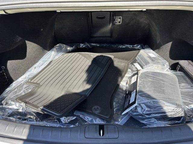2026 GENESIS G80 Advanced - Photo 15