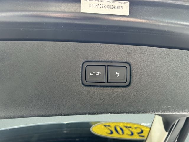 2025 GENESIS GV80 Standard - Photo 14