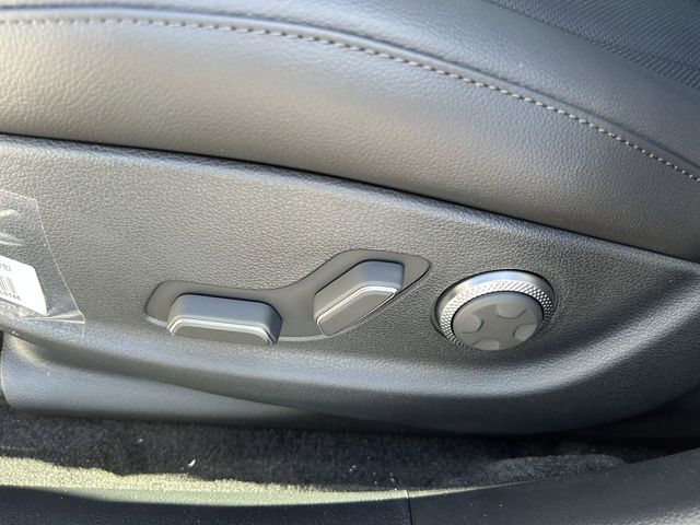 2026 GENESIS G80 Advanced - Photo 21