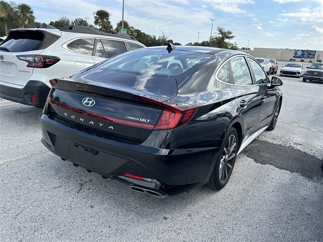 2020 Hyundai Sonata Limited photo 2