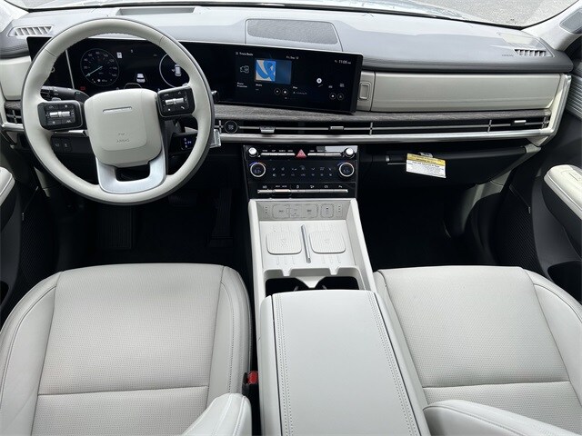 2024 Hyundai Santa Fe Calligraphy photo 2