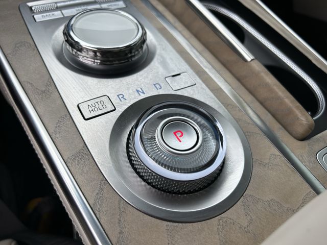 2024 GENESIS GV80 Standard - Photo 30