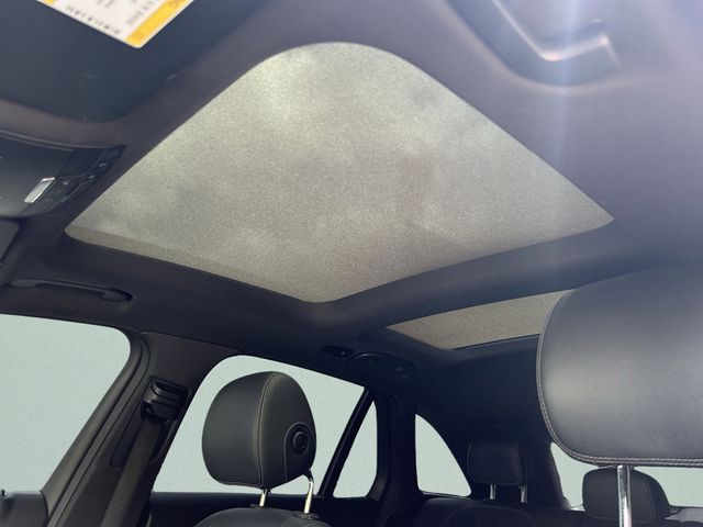 2019 Mercedes-Benz GLC GLC300 - Photo 15