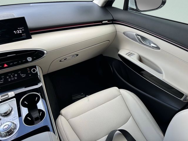 2026 GENESIS GV70 Standard - Photo 20