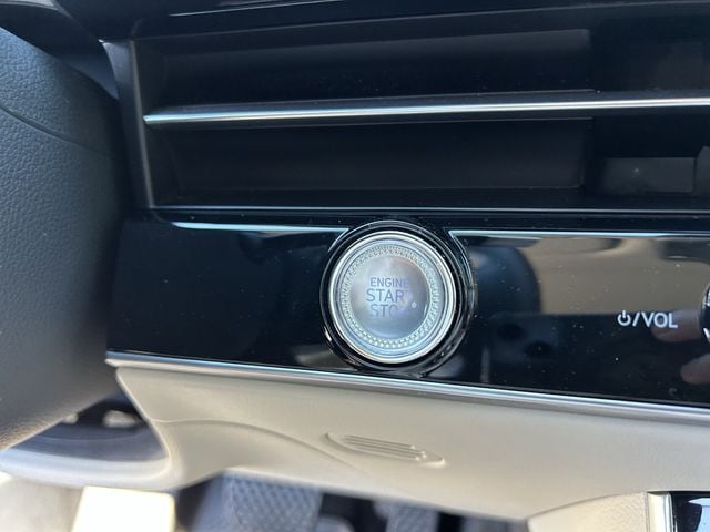 2026 GENESIS GV70 Select - Photo 34