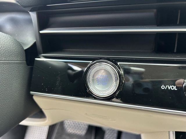 2026 GENESIS GV70 Standard - Photo 33