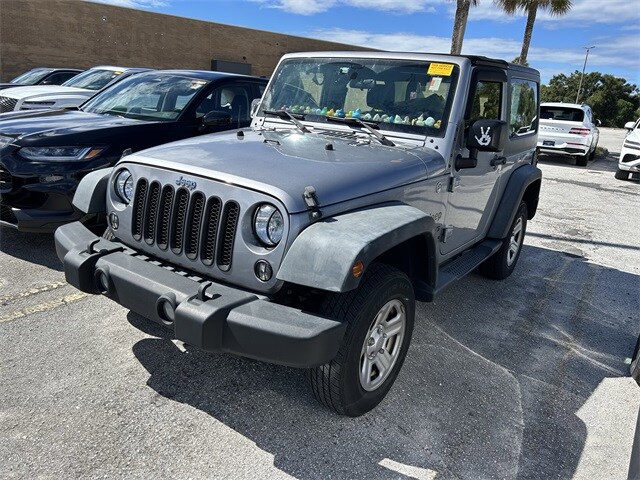 2015 Jeep Wrangler Sport photo 4