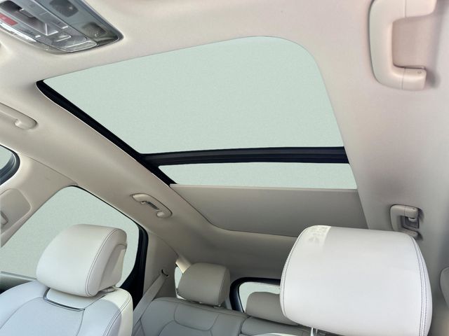 2026 GENESIS GV70 Select - Photo 23