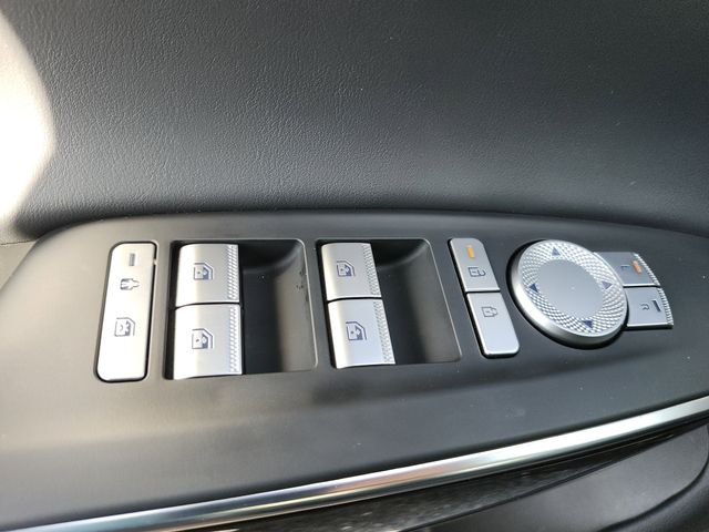 2026 GENESIS GV70 Standard - Photo 21