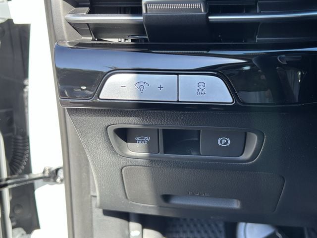 2026 GENESIS G80 Advanced - Photo 25