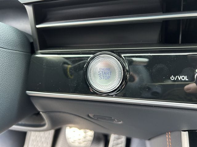 2026 GENESIS GV70 Sport Advanced - Photo 30