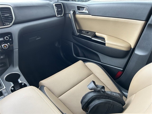 2020 Kia Sportage SX photo 4