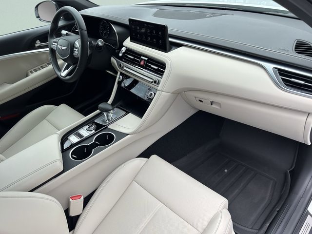 2026 GENESIS G70 Standard - Photo 16