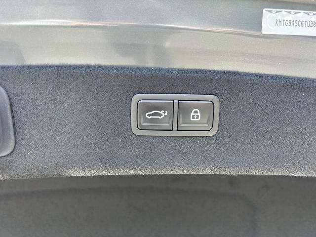 2026 GENESIS G80 Advanced - Photo 16
