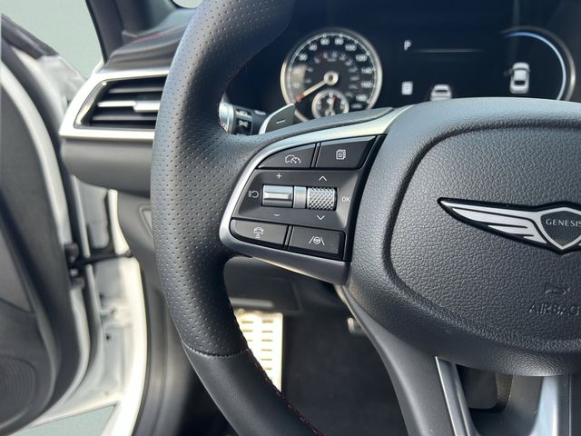 2025 GENESIS G70 Standard - Photo 26