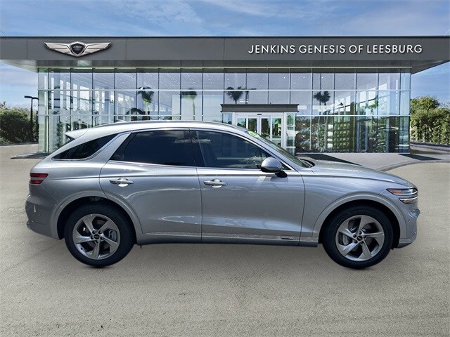 2026 Genesis GV70 2.5T Advanced photo 2