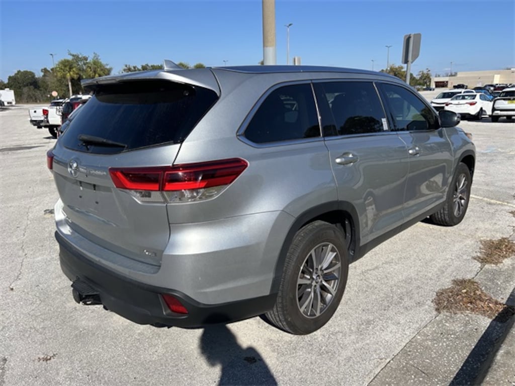 Used 2019 Toyota Highlander SUV