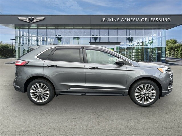 2024 Ford Edge Titanium photo 3