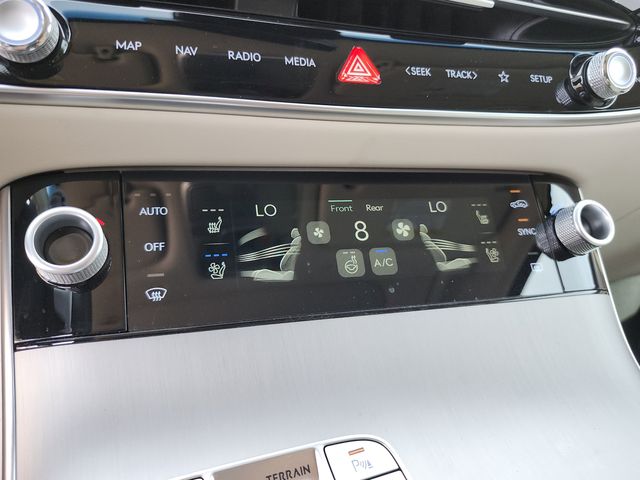 2026 GENESIS GV70 Advanced - Photo 30