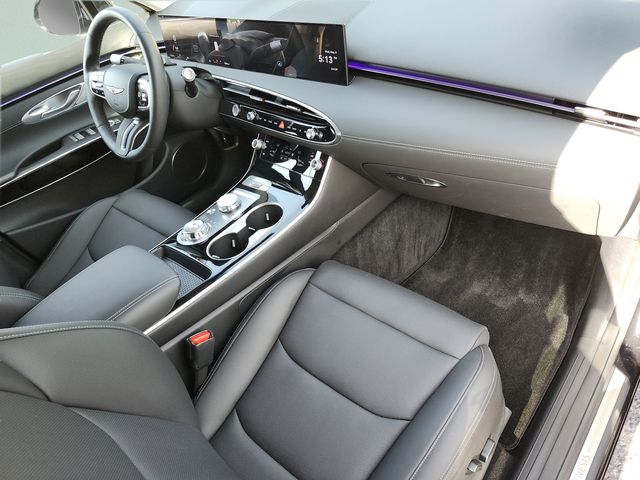 2026 GENESIS GV70 Standard - Photo 15