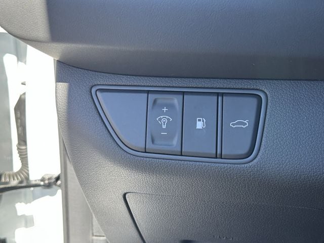 2025 GENESIS G70 Sport Advanced - Photo 28