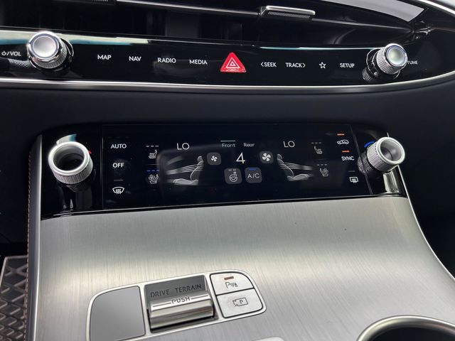 2026 GENESIS GV70 Sport Advanced - Photo 25
