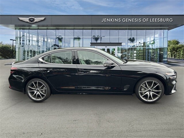 2025 Genesis G70 2.5T photo 2
