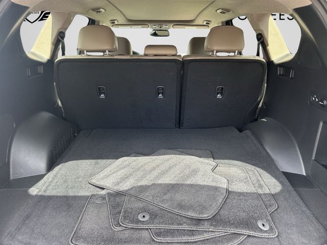 2020 Hyundai Santa Fe Limited - Photo 15