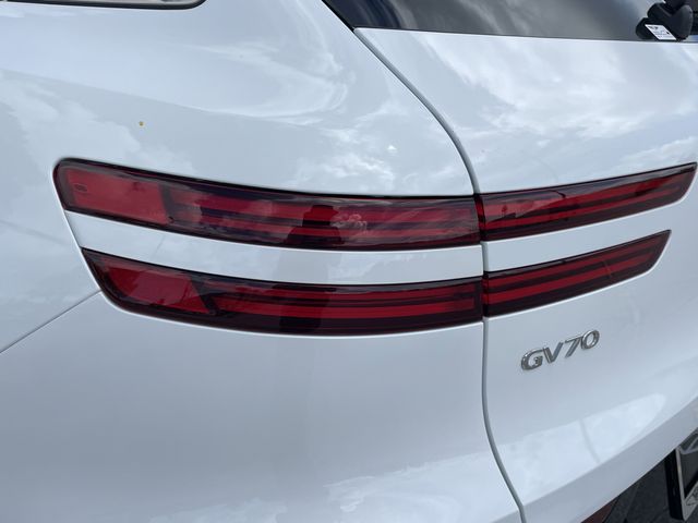 2026 GENESIS GV70 Sport Advanced - Photo 33