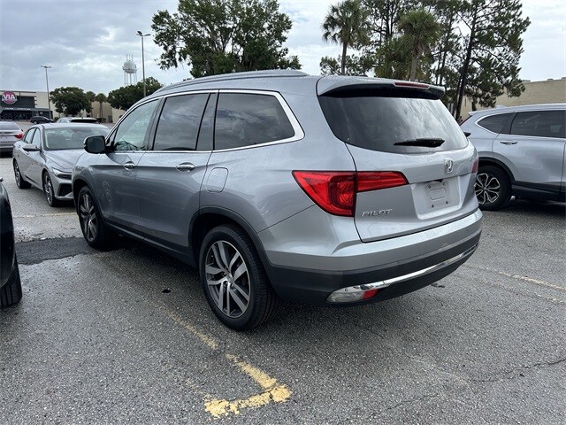 2018 Honda Pilot Touring photo 3
