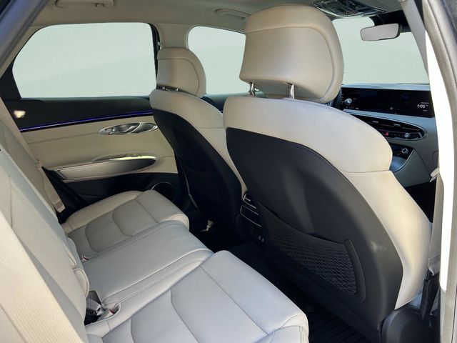 2026 GENESIS GV70 Select - Photo 22