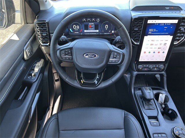 2024 Ford Ranger Lariat photo 2