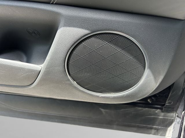 2025 GENESIS GV80 Standard - Photo 36