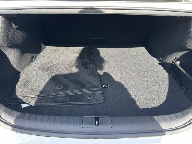 2025 GENESIS G70 Standard - Photo 16