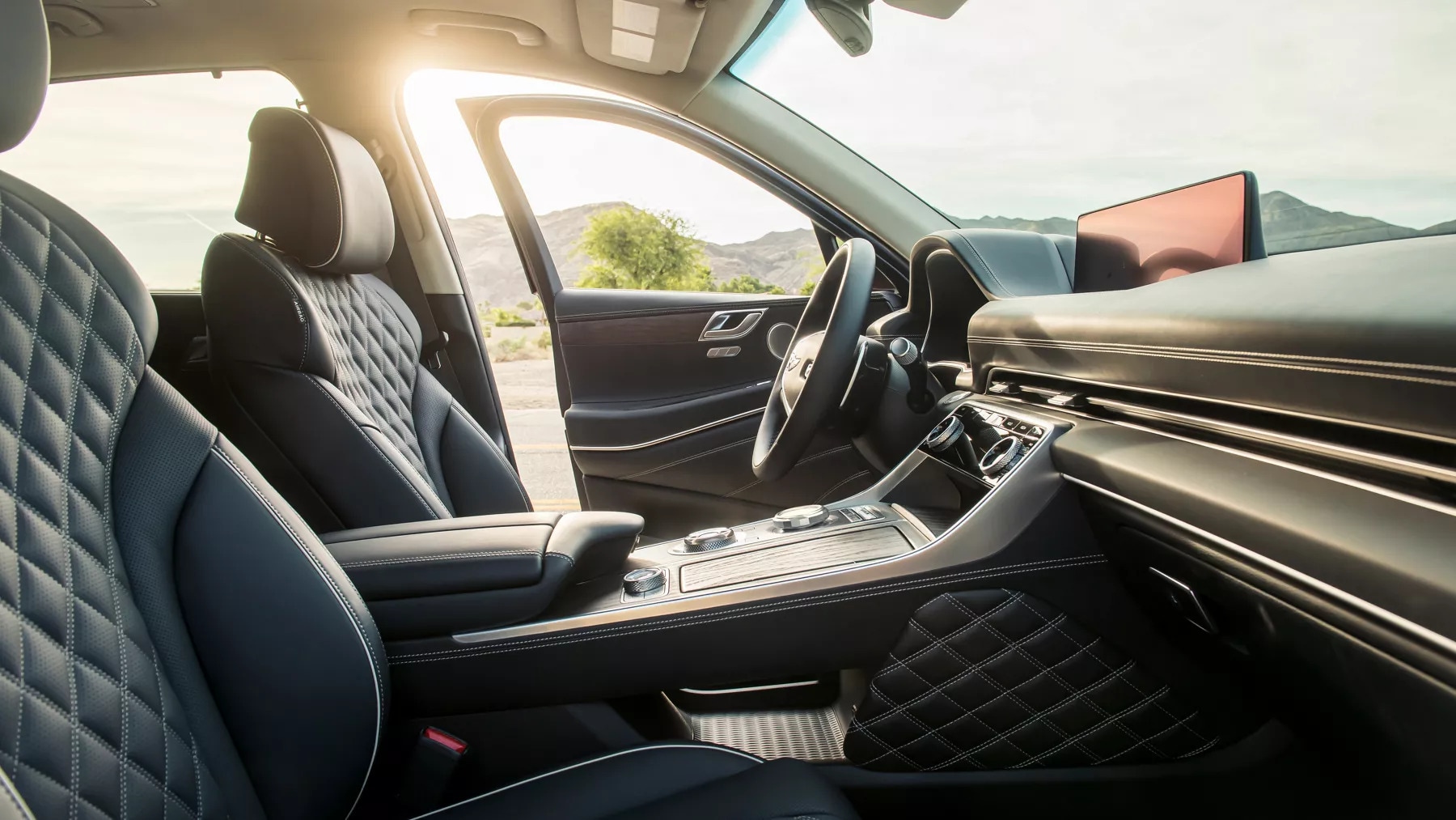 2024 Genesis GV80 Interior