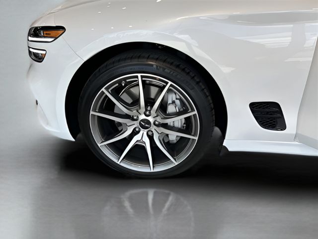 2026 GENESIS G70 Standard - Photo 18