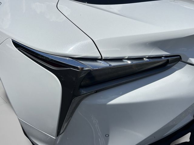 2018 Lexus LC 500 - Photo 14