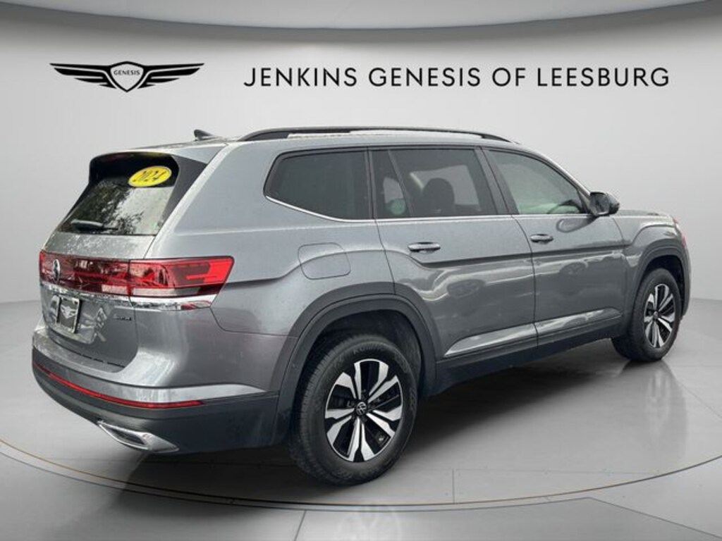 Used 2024 Volkswagen Atlas 2.0T SE SUV
