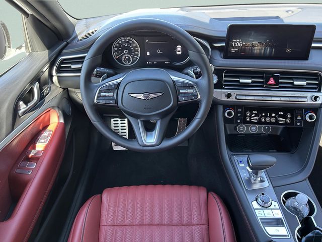2025 GENESIS G70 Sport Advanced - Photo 14