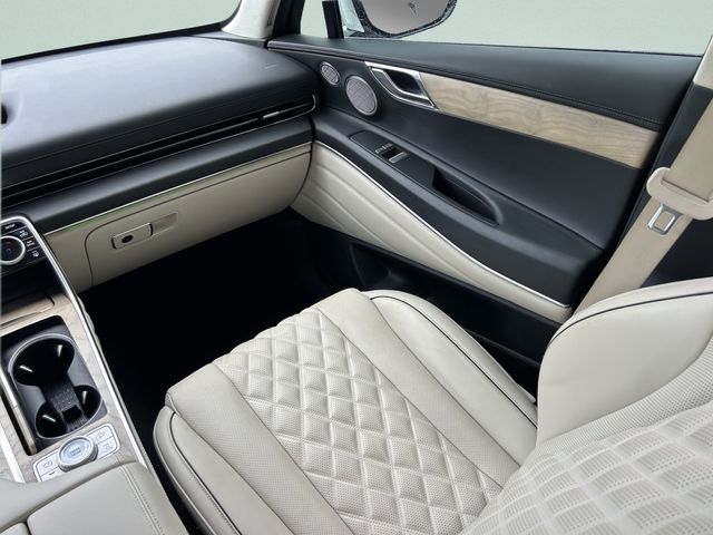 2024 GENESIS GV80 Standard - Photo 21