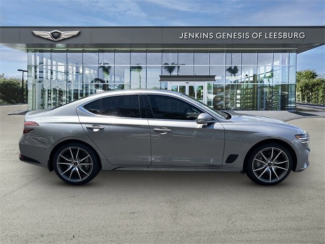 2025 Genesis G70 2.5T photo 3